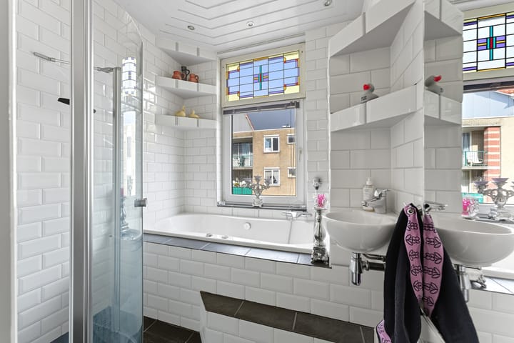 Photo 30 of 2e van Leyden Gaelstraat 16-D