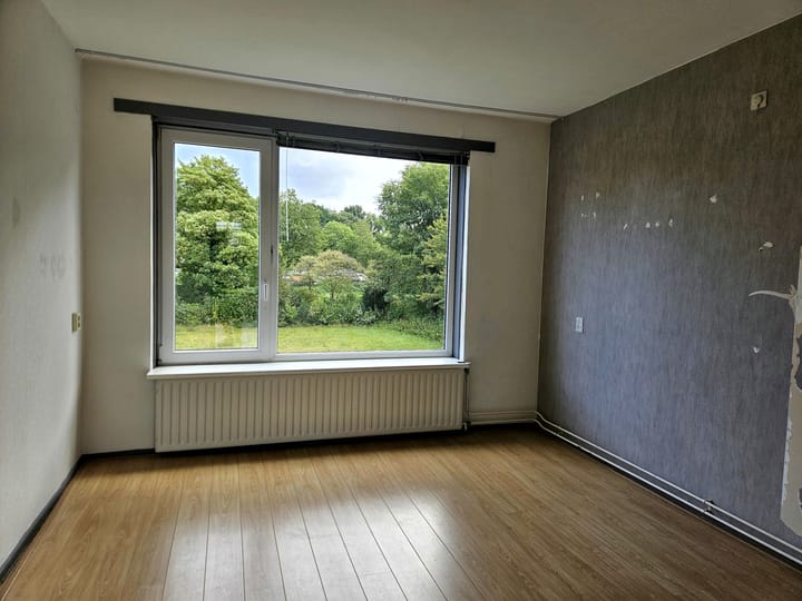 Photo 11 of Esdoornlaan 9