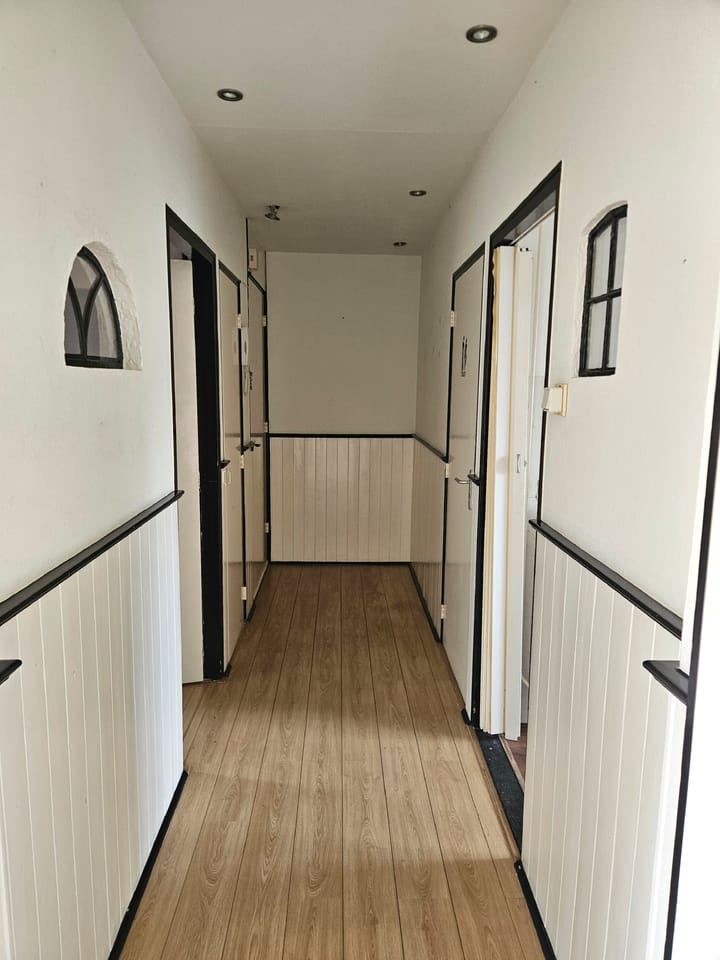 Photo 13 of Esdoornlaan 9