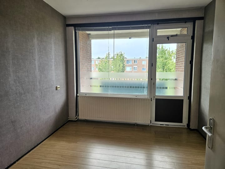 Photo 19 of Esdoornlaan 9