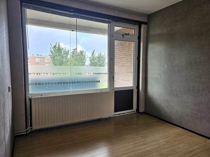 Photo 20 of Esdoornlaan 9