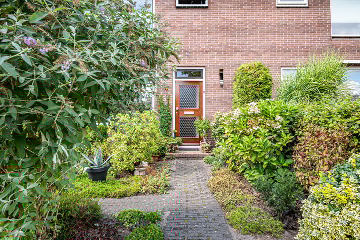 Foto 2 van Leliestraat 4