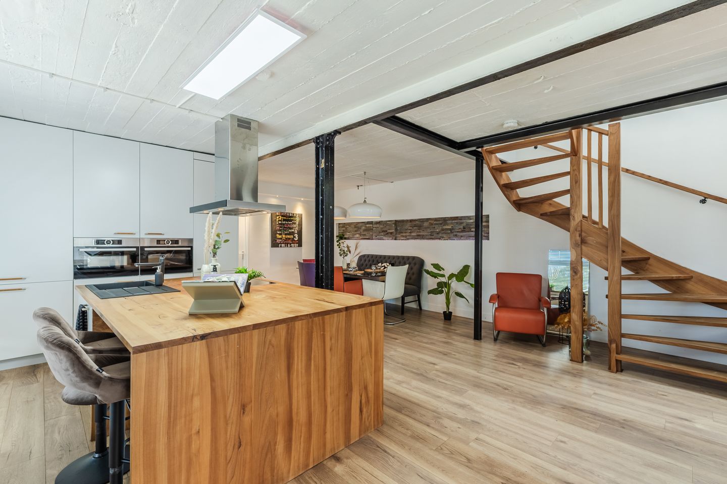 Foto 10 van Noorderhoofdstraat 67-B