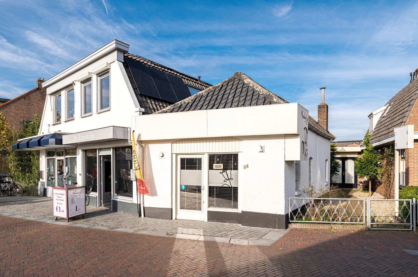 View photo 1 of Geldersestraat 56