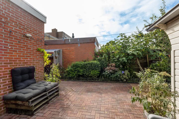 Foto 24 van Roemer Visscherstraat 2