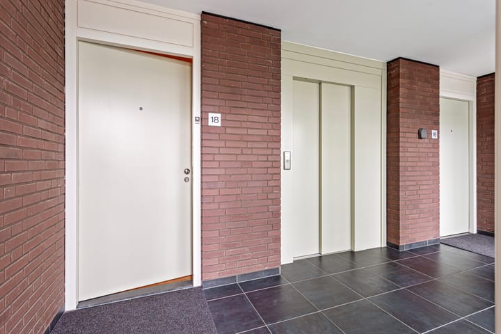 Photo 7 of Meestersplein 18