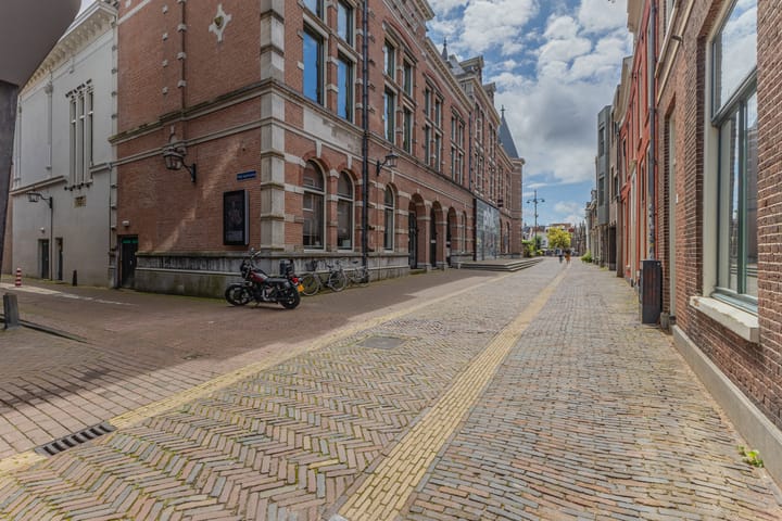 Foto 34 van Lange Begijnestraat 20-B