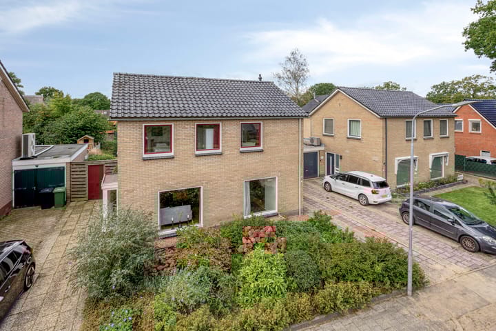 Foto 8 van Schutsweg 4