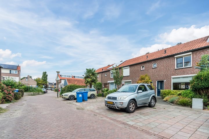 Foto 27 van Hoenderakkerstraat 14