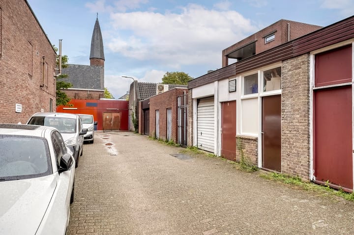 Foto 3 van Overslagstraat