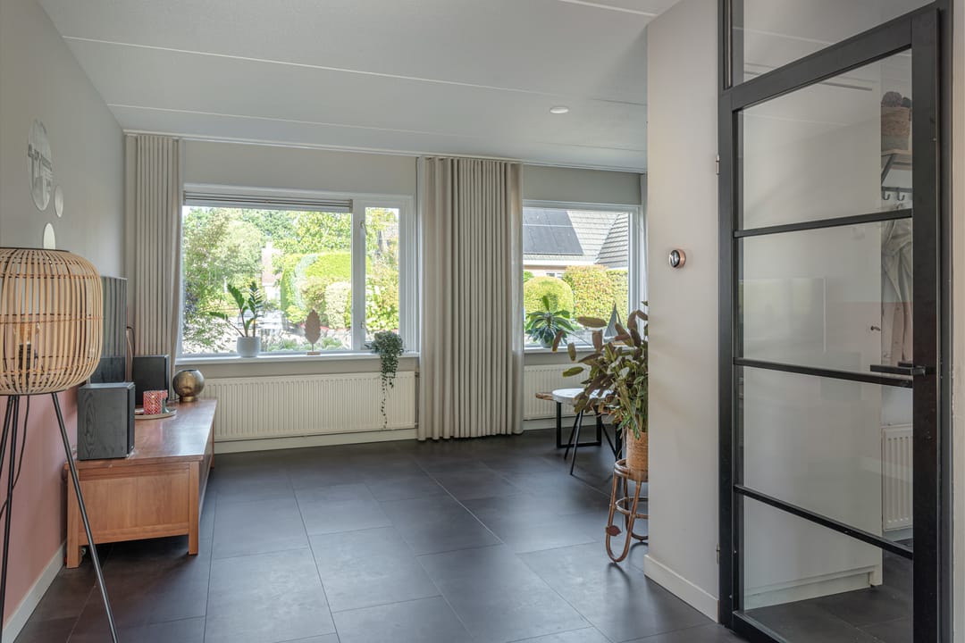 Foto 8 van Warring 29