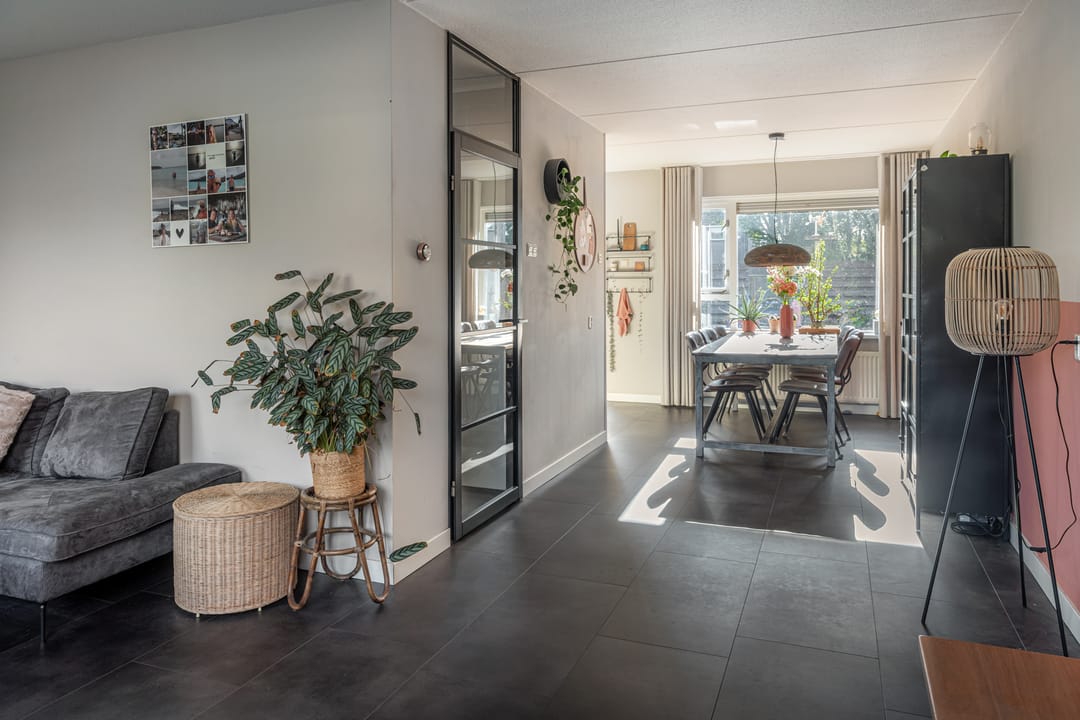 Foto 11 van Warring 29