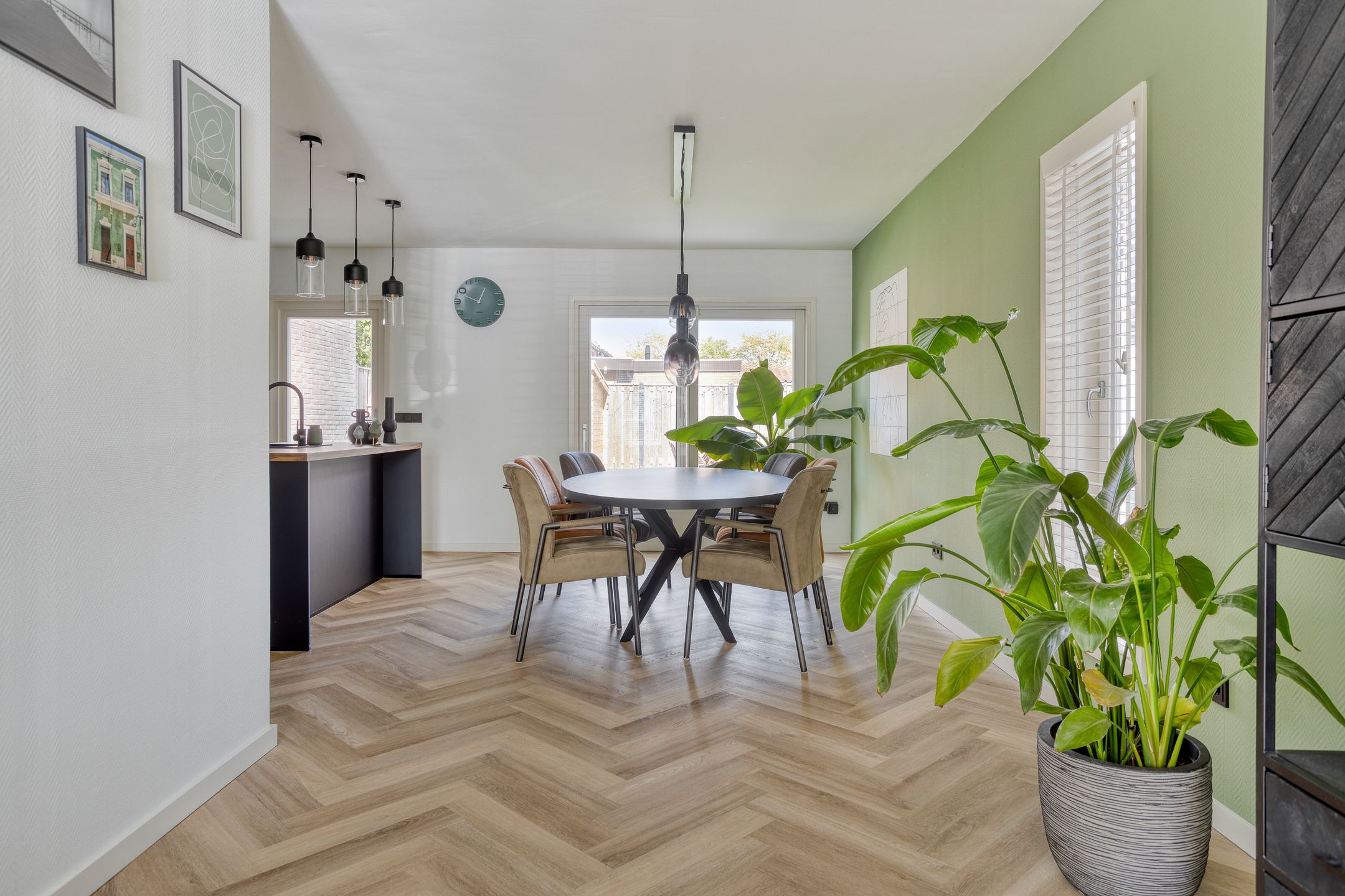 Photo 9 of Westdam 88