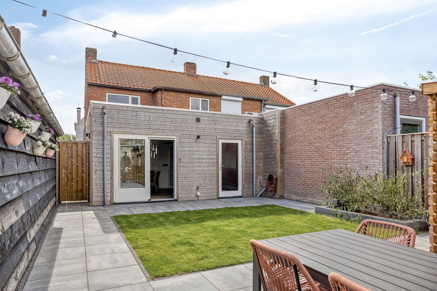 Photo 25 of Westdam 88