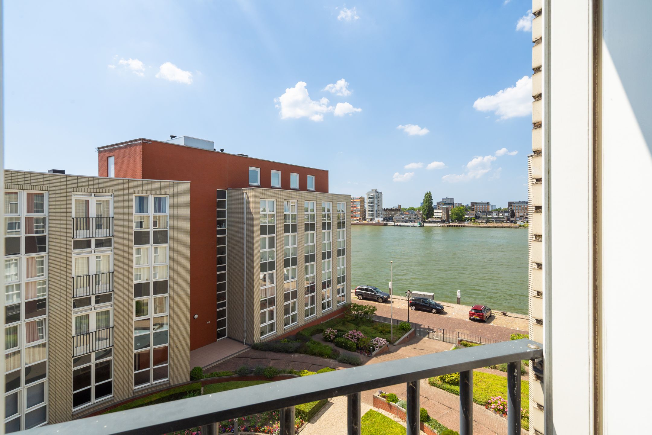 Photo 27 of Buiten Walevest 96