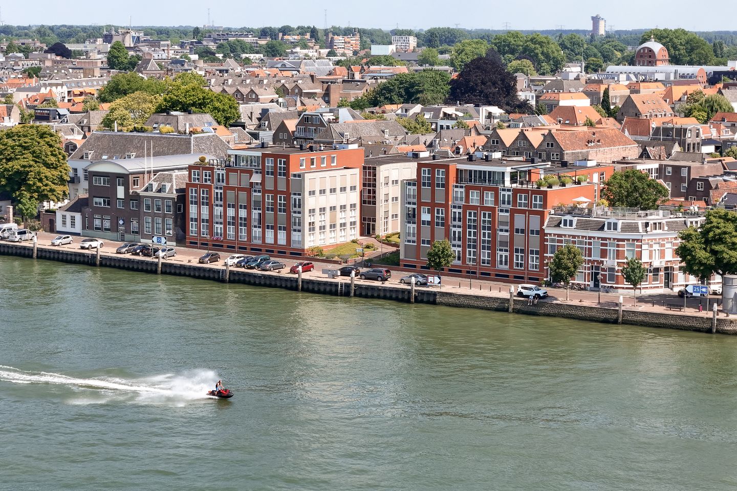 Photo 44 of Buiten Walevest 96