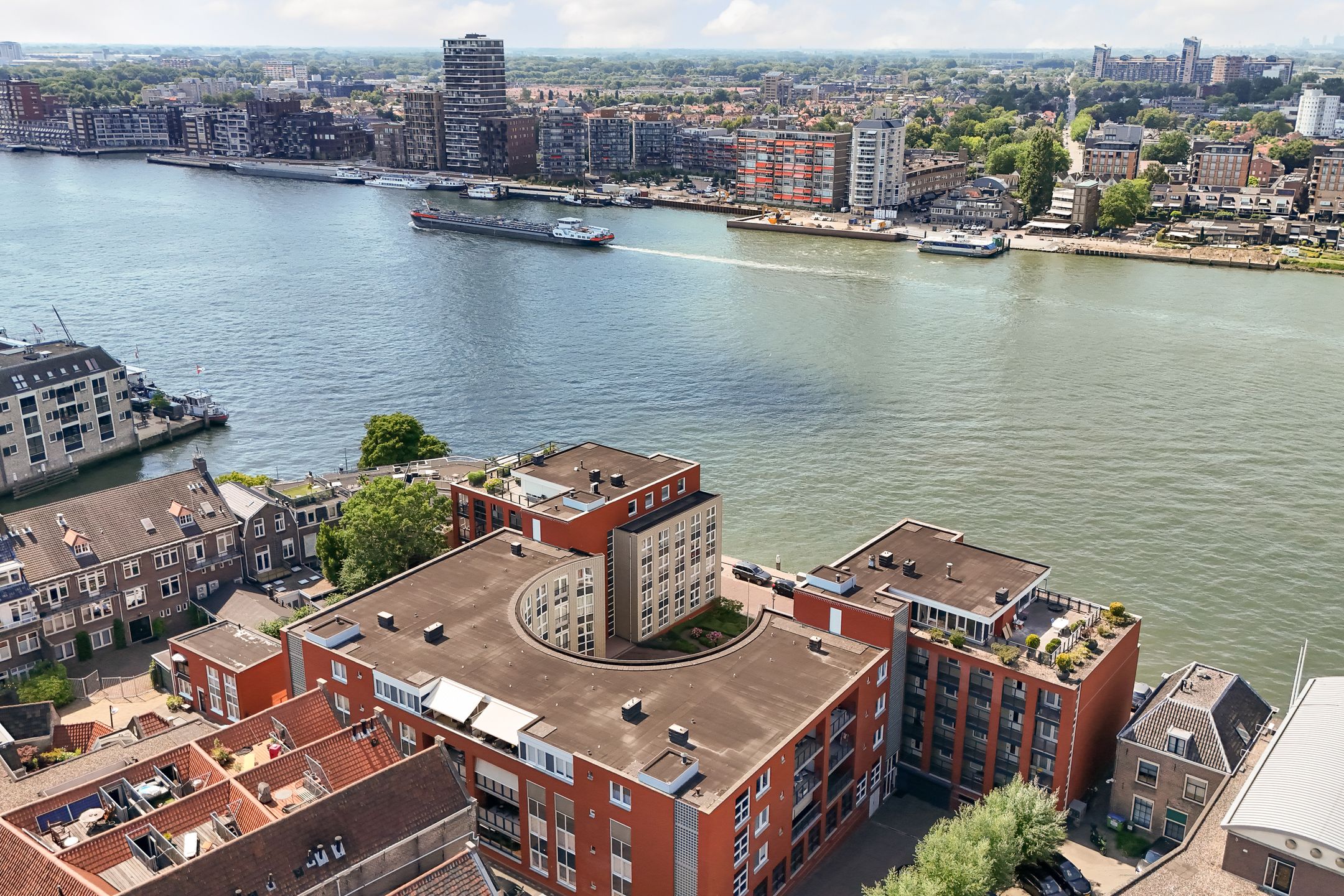 Photo 48 of Buiten Walevest 96