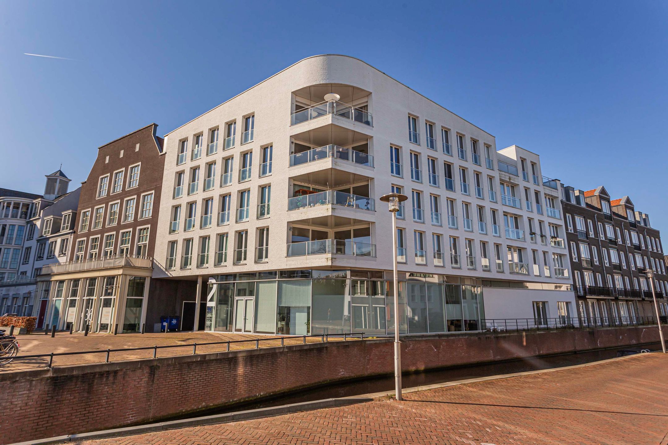 Foto 33 van J. Homan van der Heideplein 8