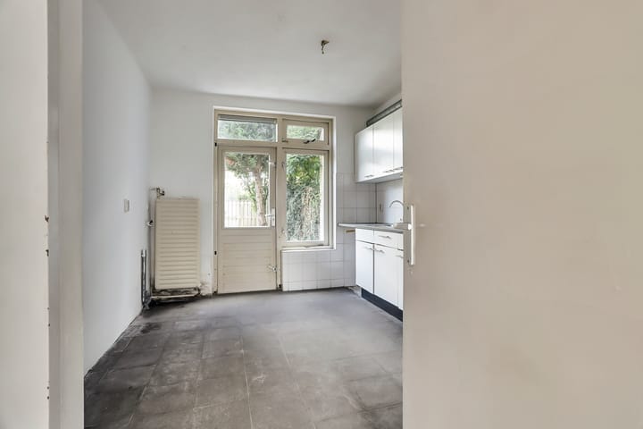 Foto 8 van Saturnusstraat 8