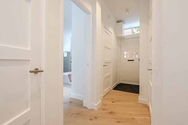 Foto 4 van Van Beverningkstraat 99-D