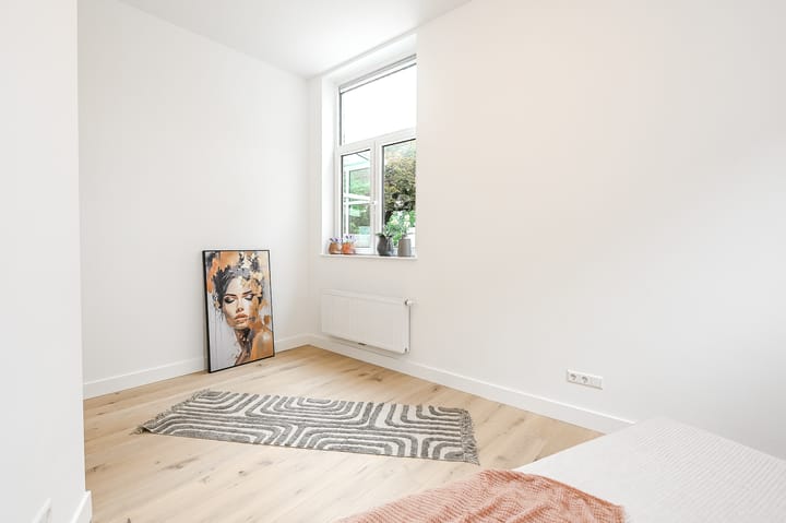 Photo 23 of Van Beverningkstraat 99-D