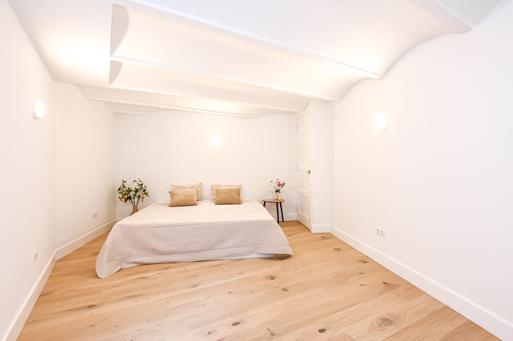 Photo 25 of Van Beverningkstraat 99-D