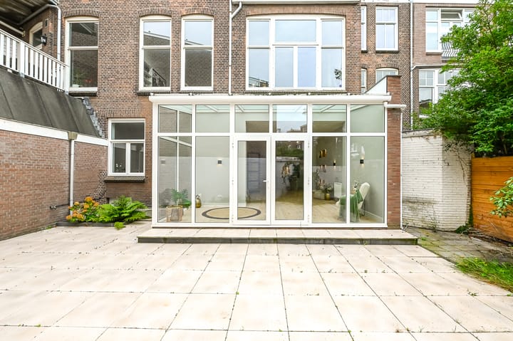 Photo 33 of Van Beverningkstraat 99-D