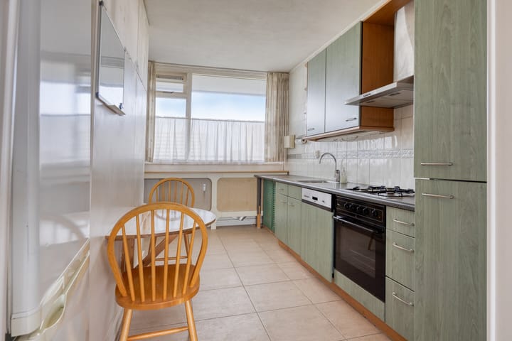 Foto 12 van Menno ter Braaklaan 165