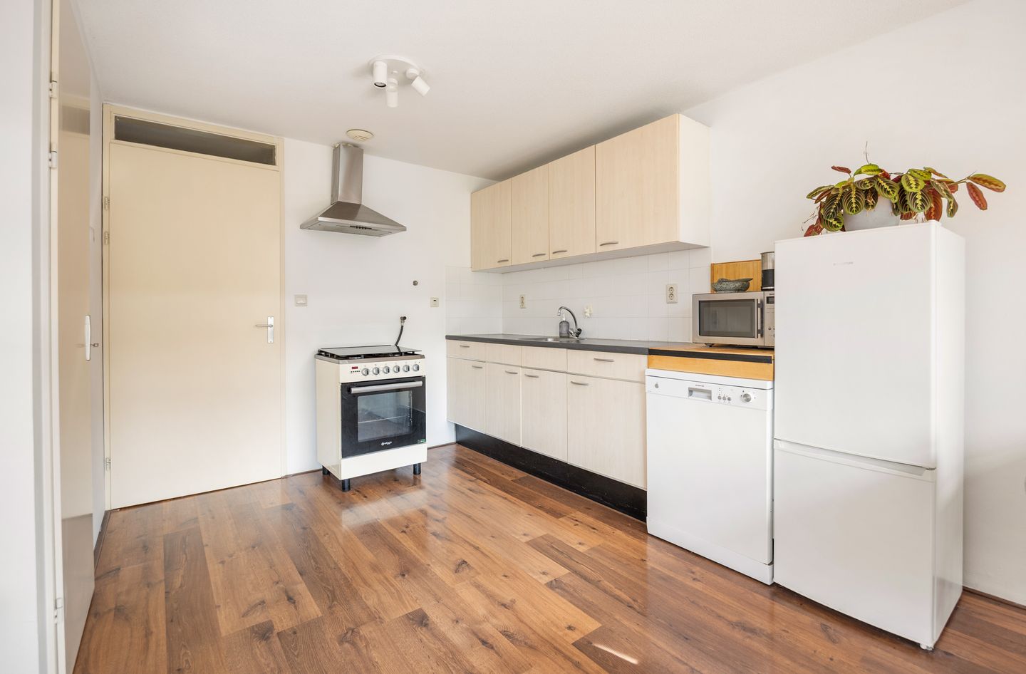 Foto 10 van Wagenaarstraat 161