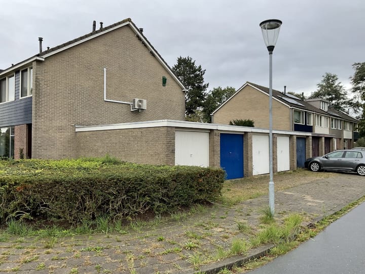 Photo 2 of Adriaan Blommenstraat 26 G