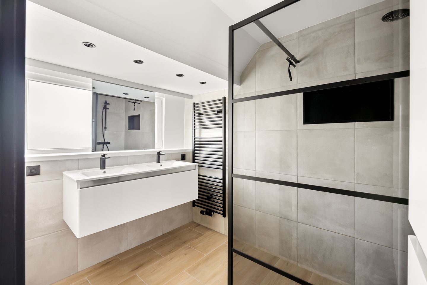 Foto 29 van Anjelierenlaan 47