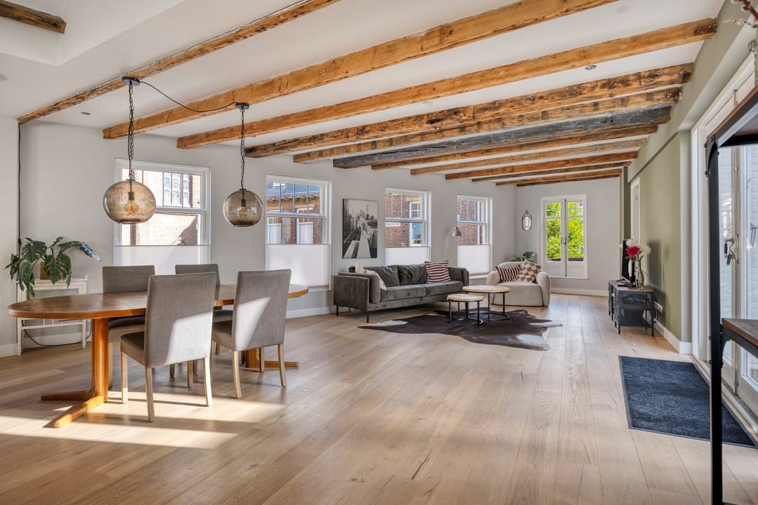 Foto 1 van van Limburg Stirumstraat 9