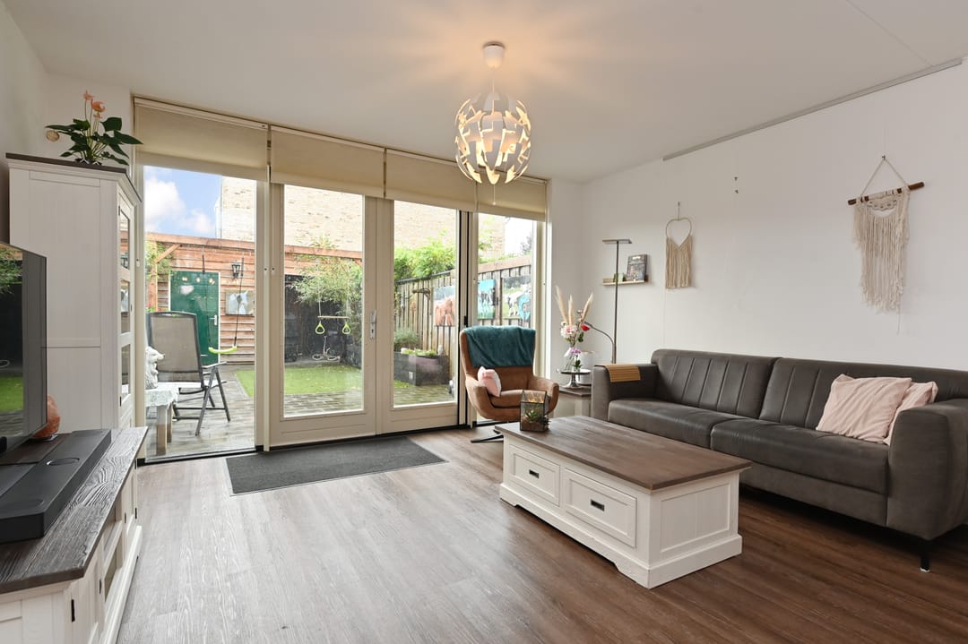 Foto 2 van Egelantier 70