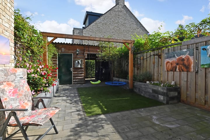 Foto 30 van Egelantier 70