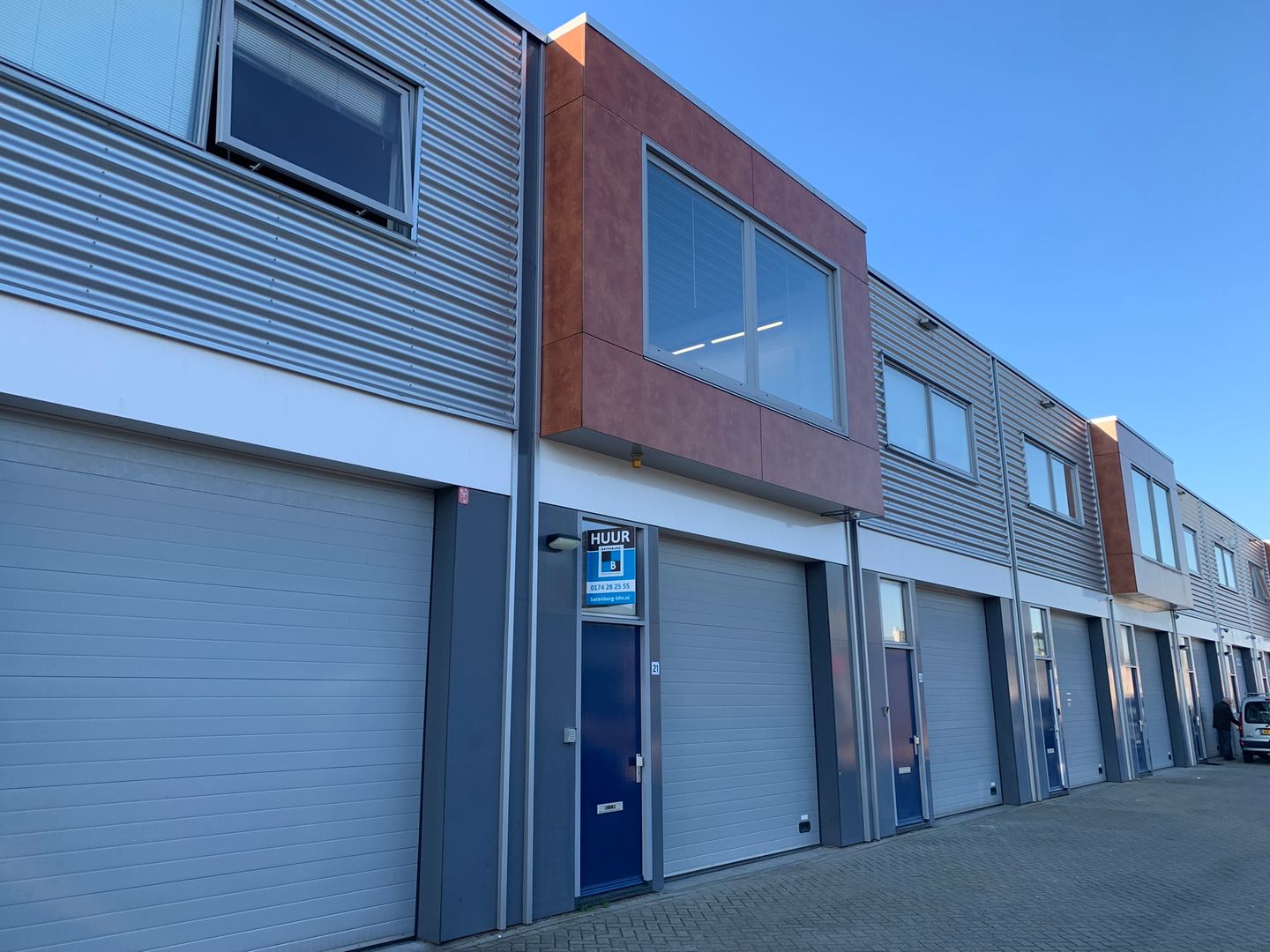 View photo 1 of Hovenierstraat 21