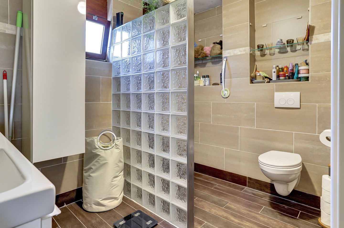 Foto 14 van Helmkruid 28