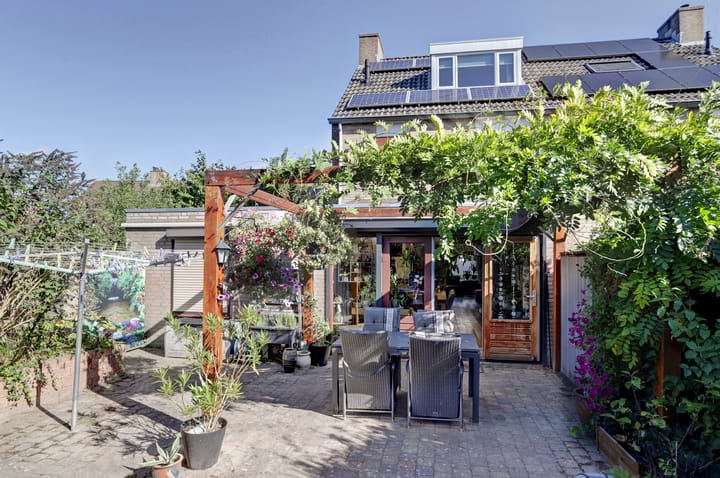 Photo 21 of Helmkruid 28