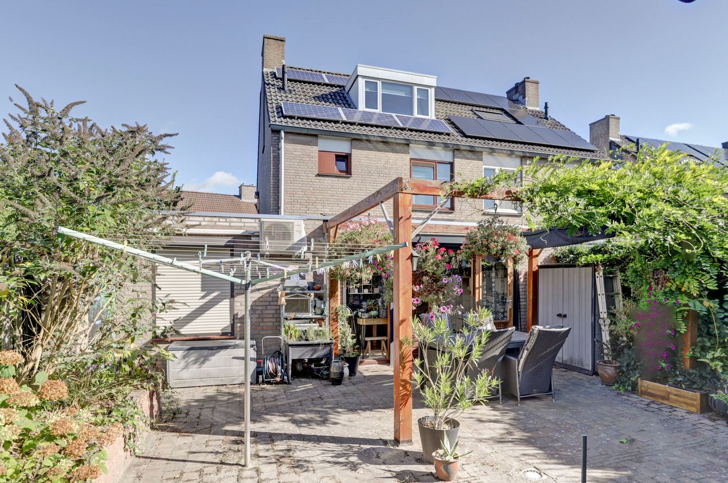 Foto 25 van Helmkruid 28