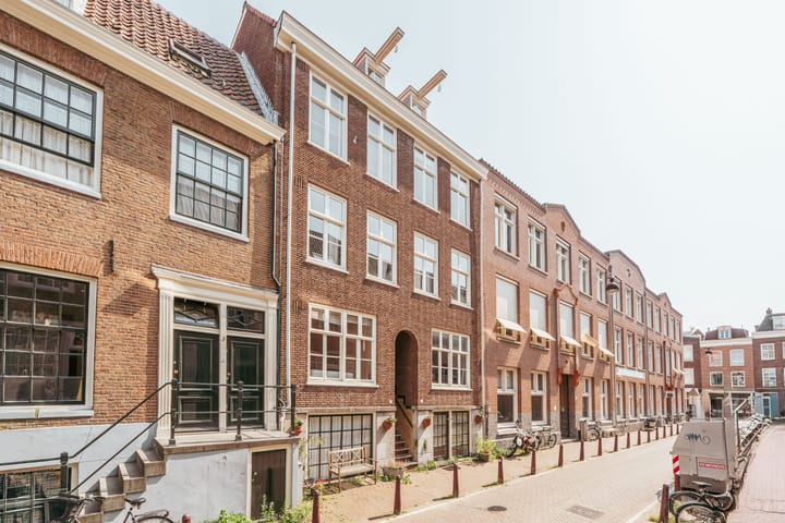 Photo 1 of Nieuwe Looiersdwarsstraat 7-2