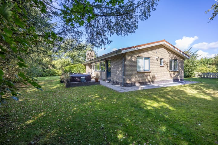 Foto 17 van Klaproosweg 414