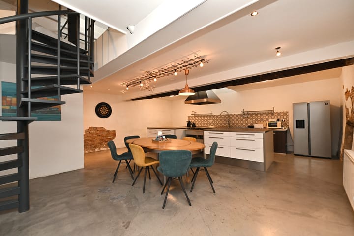 Photo 2 of Dubbelstraat 60