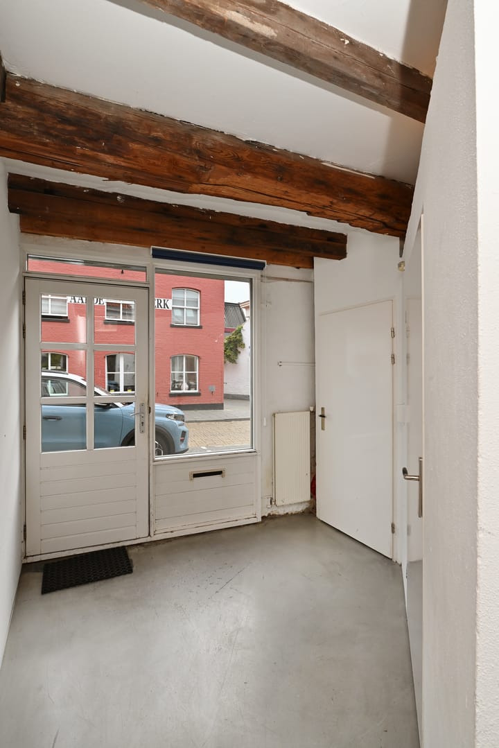 Photo 17 of Dubbelstraat 60