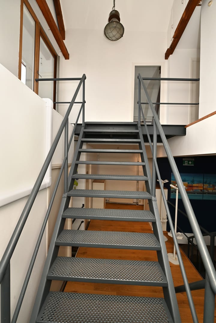 Photo 23 of Dubbelstraat 60