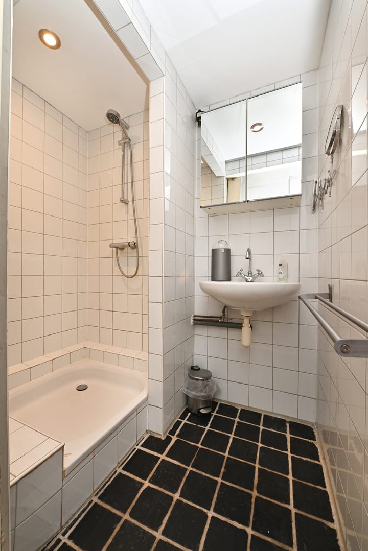 Photo 28 of Dubbelstraat 60