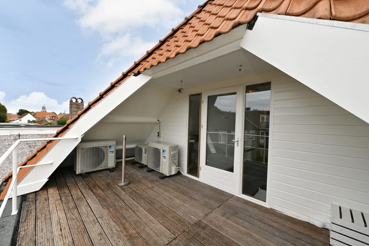 Photo 30 of Dubbelstraat 60