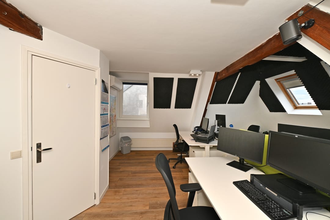 Foto 37 van Dubbelstraat 60