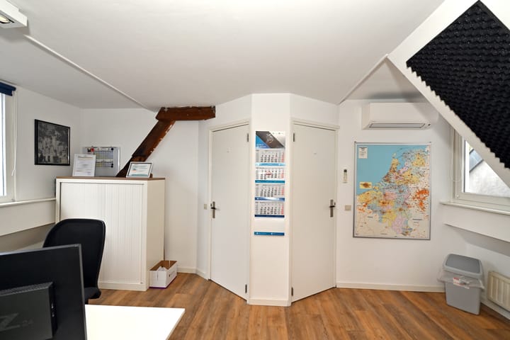 Photo 38 of Dubbelstraat 60