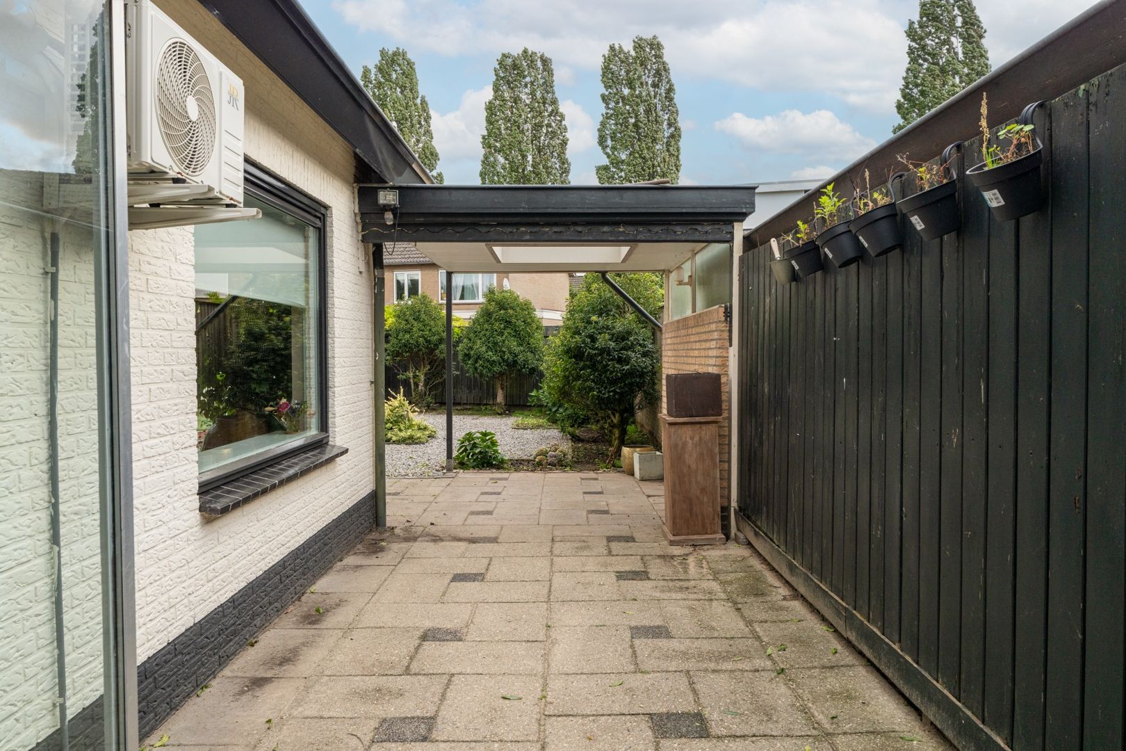 Foto 9 van van Duvenvoordestraat 20