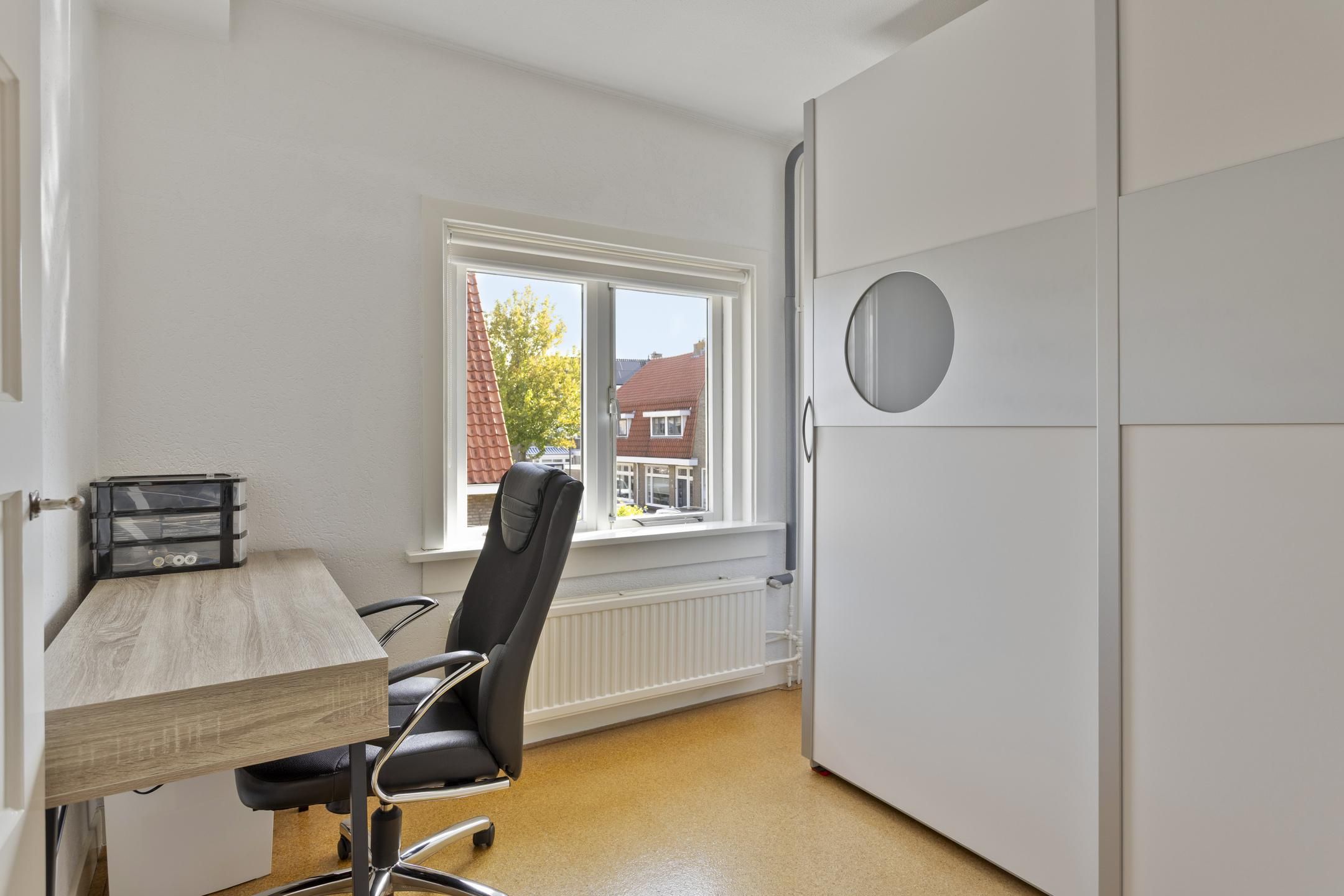 Foto 15 van Uitenhage de Miststraat 48