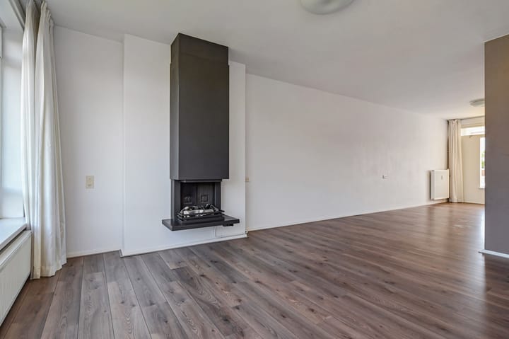 Foto 8 van Barnsteenhorst 190